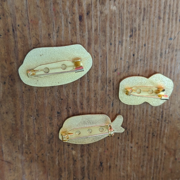 Set of 3 Sushi Metal Enamel PIns NWOT - Picture 2 of 2